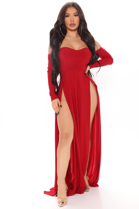 Elegantly fab off shoulder maxi dress red